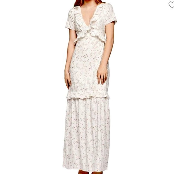BCBGeneration Dresses & Skirts - BCBGeneration Floral Dancers Maxi Dress